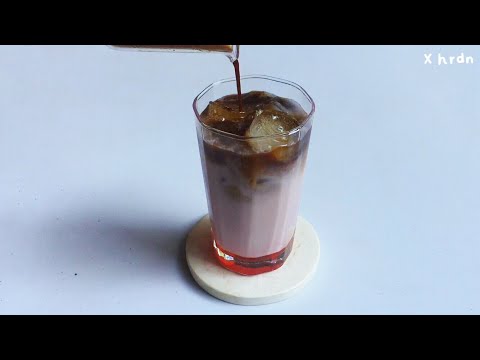 Es kopi doger? | iced coffee recipe with black rice milk and cocopandan flavor